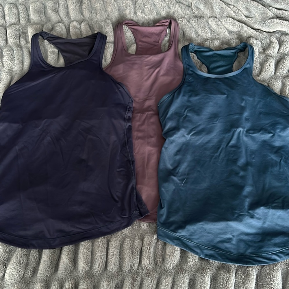 Lululemon Workout Tops